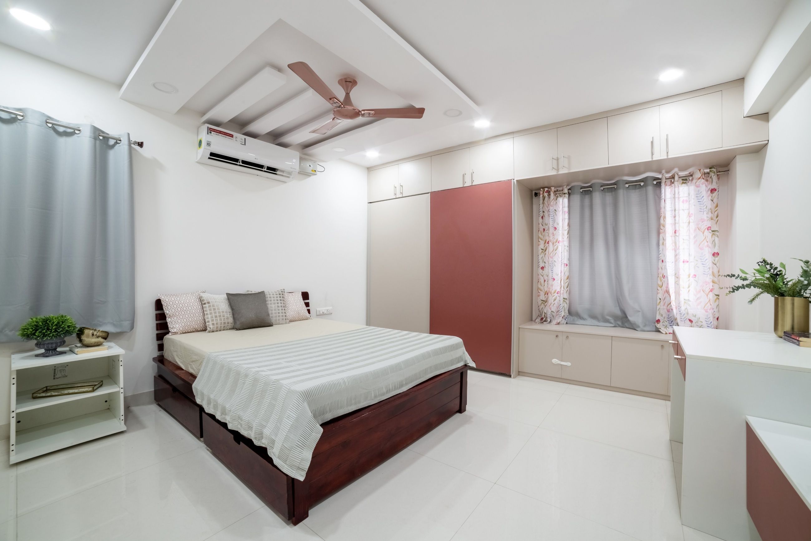 Glossy White Bedroom Tile Design Livspace