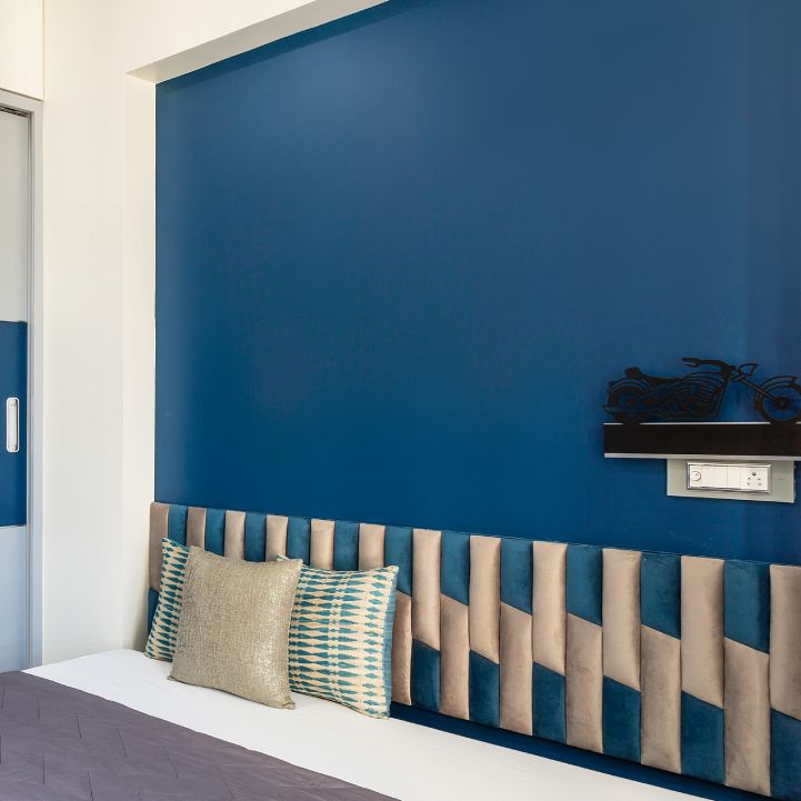 Modern Navy Blue Bedroom Wall Paint Design