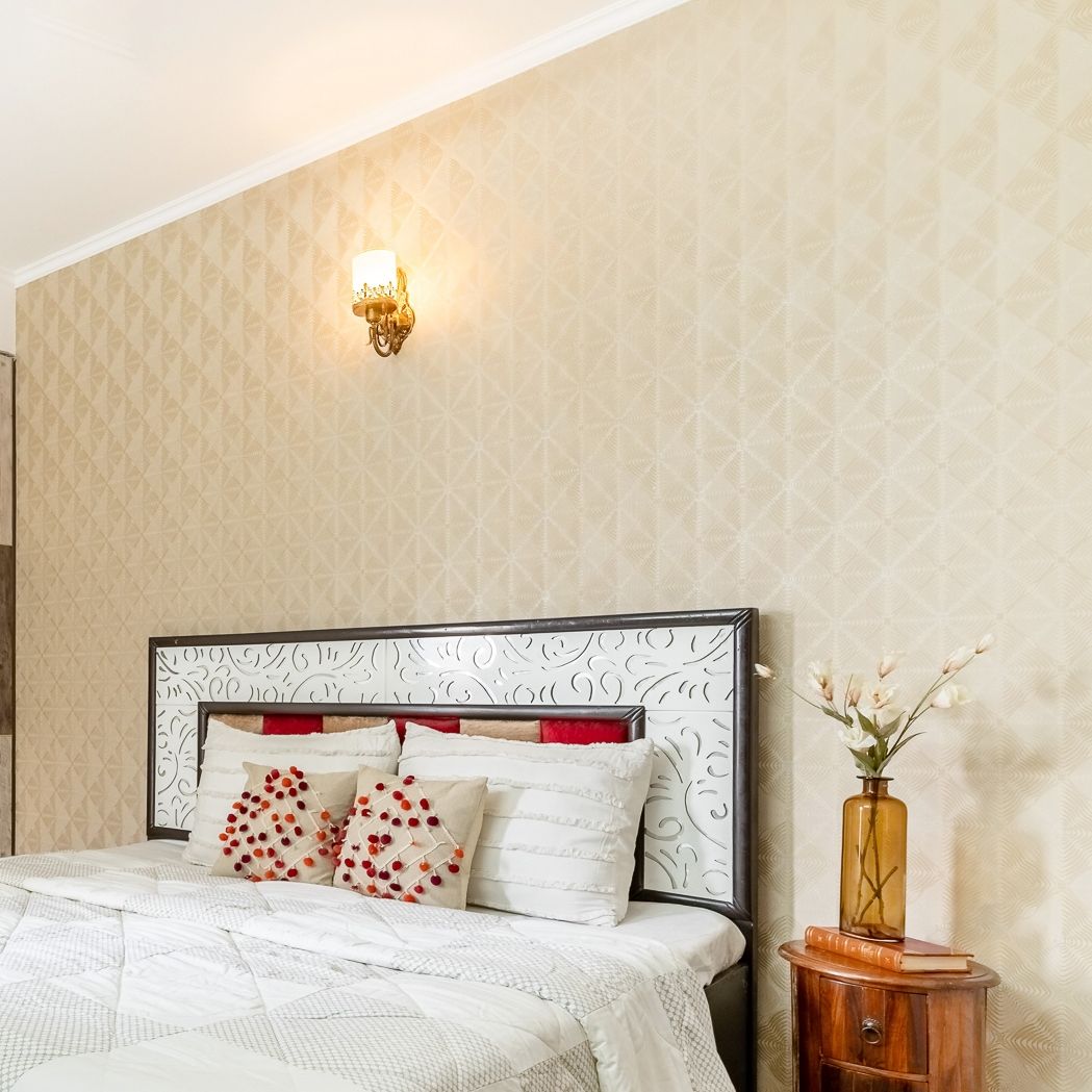 Modern Beige Wallpaper Design For Bedrooms