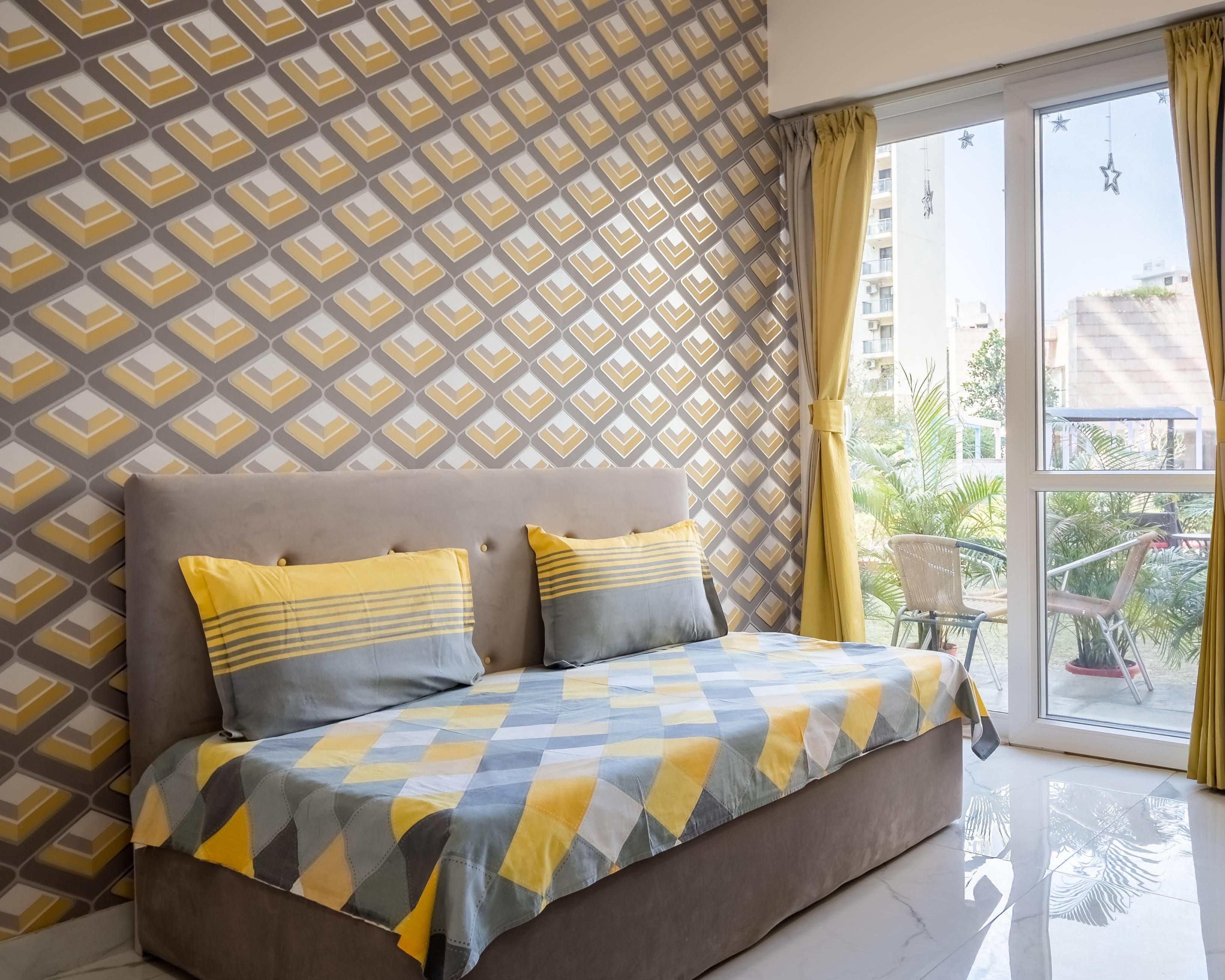 Modern Grey And Yellow Bedroom Wallpaper