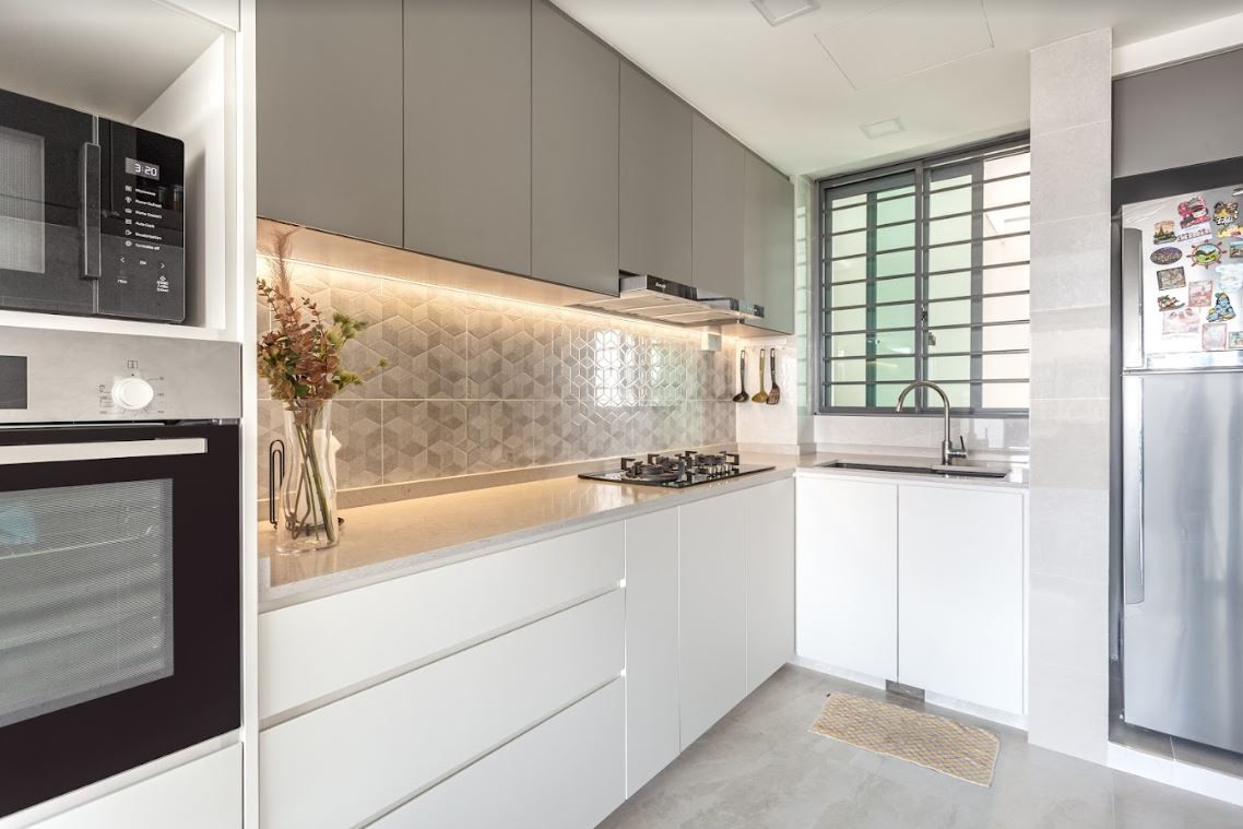 l-shaped-minimalist-white-brown-kitchen-cabinet-design-livspace