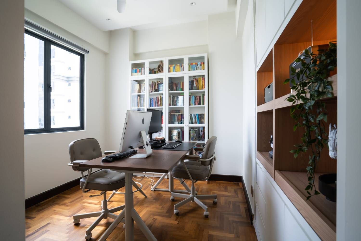 Contemporary Home Office Interior Design with Wooden Study Table and Adjustable Chairs