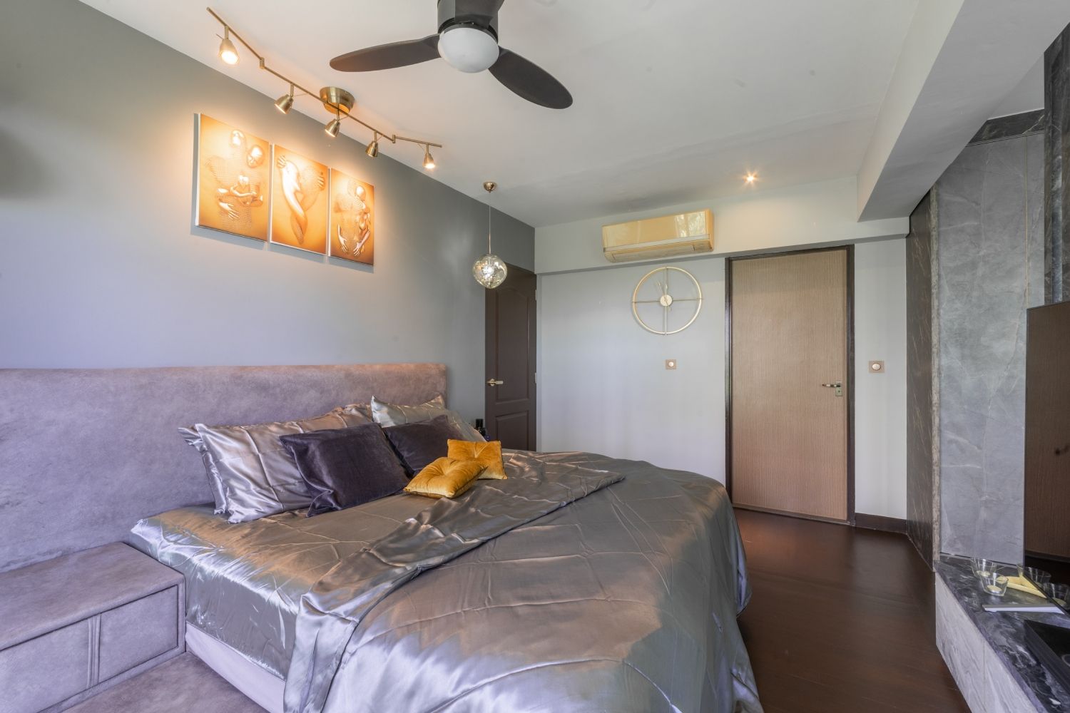 light grey and white wall paint design