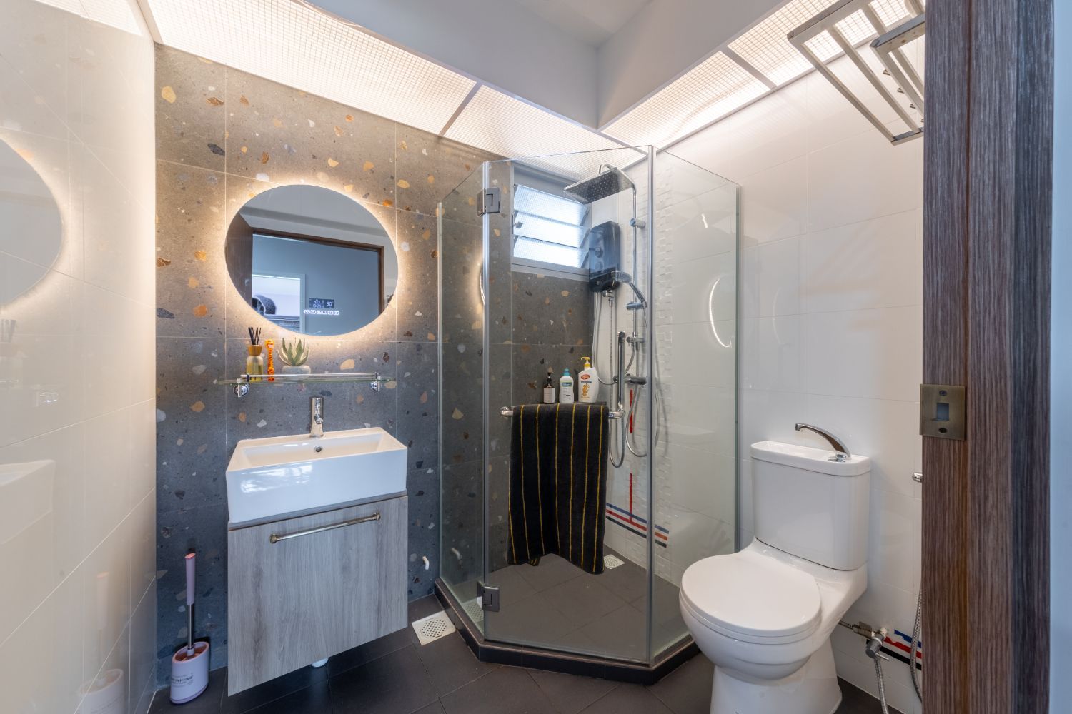 Grey And White Small Bathroom Design With Geometric Shower Cubicle ...