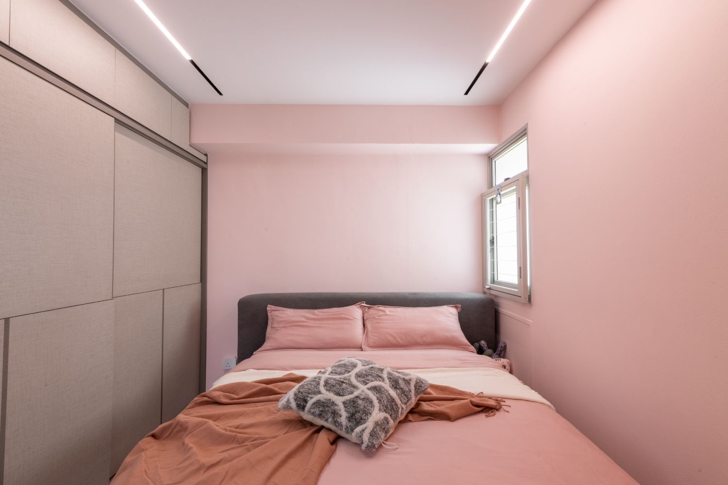 Bedroom Wall Paint Design In Light Pink | Livspace