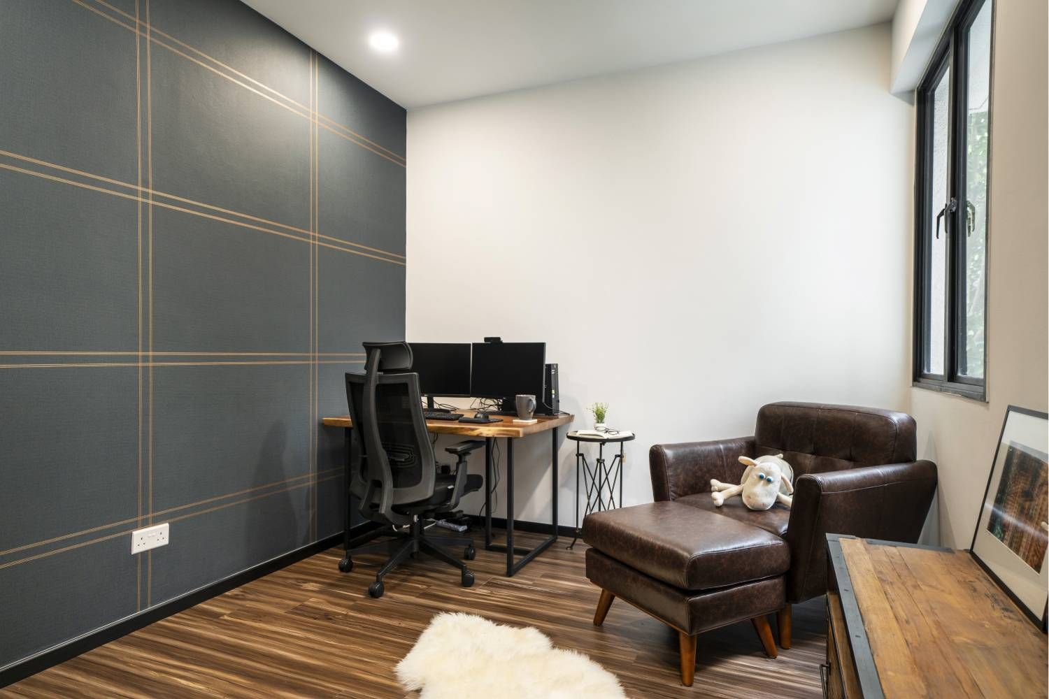 Contemporary Compact Wood And Grey Home Office Design