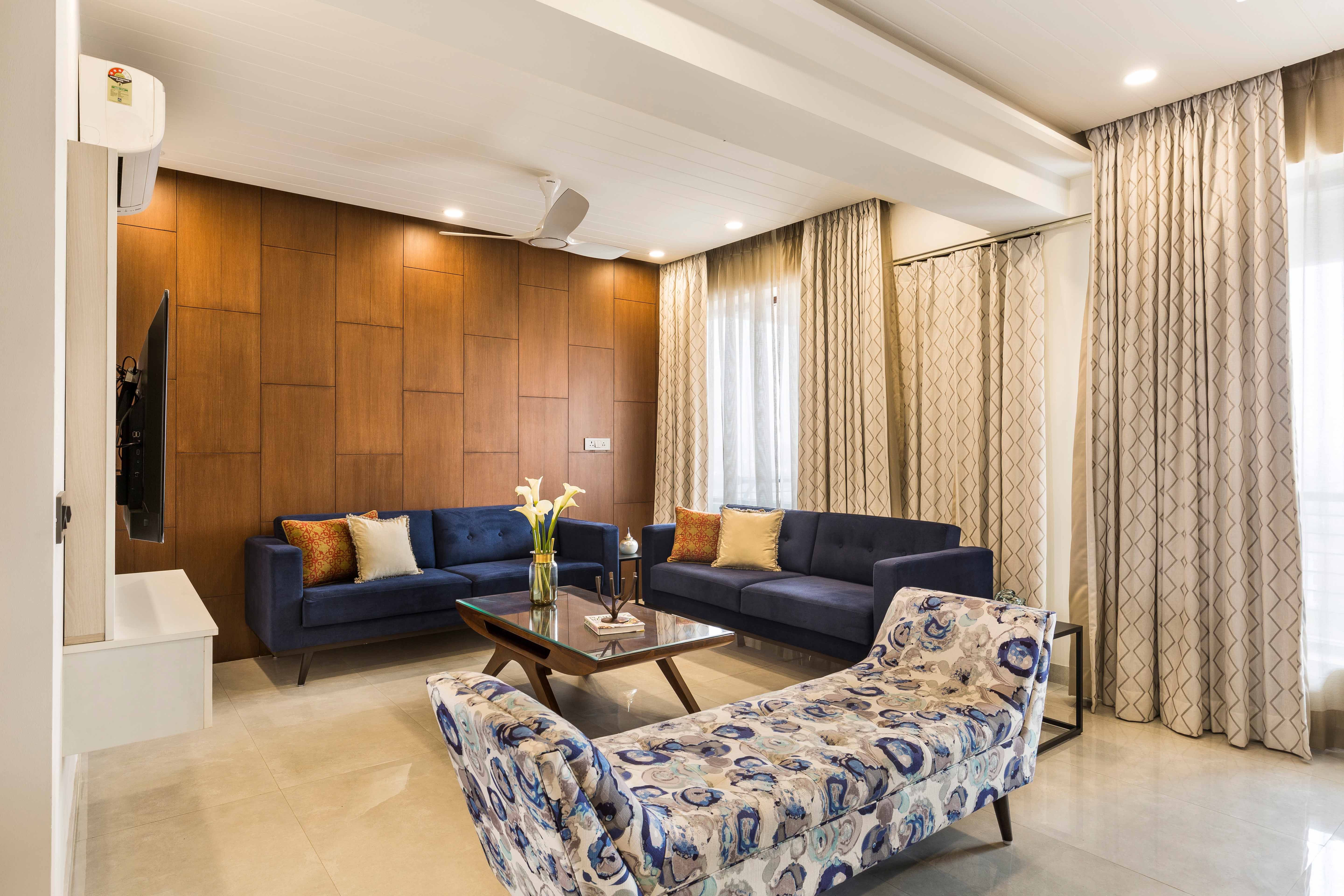 Modern Living Room Design With U-Shaped Navy Blue And White Sofa Set