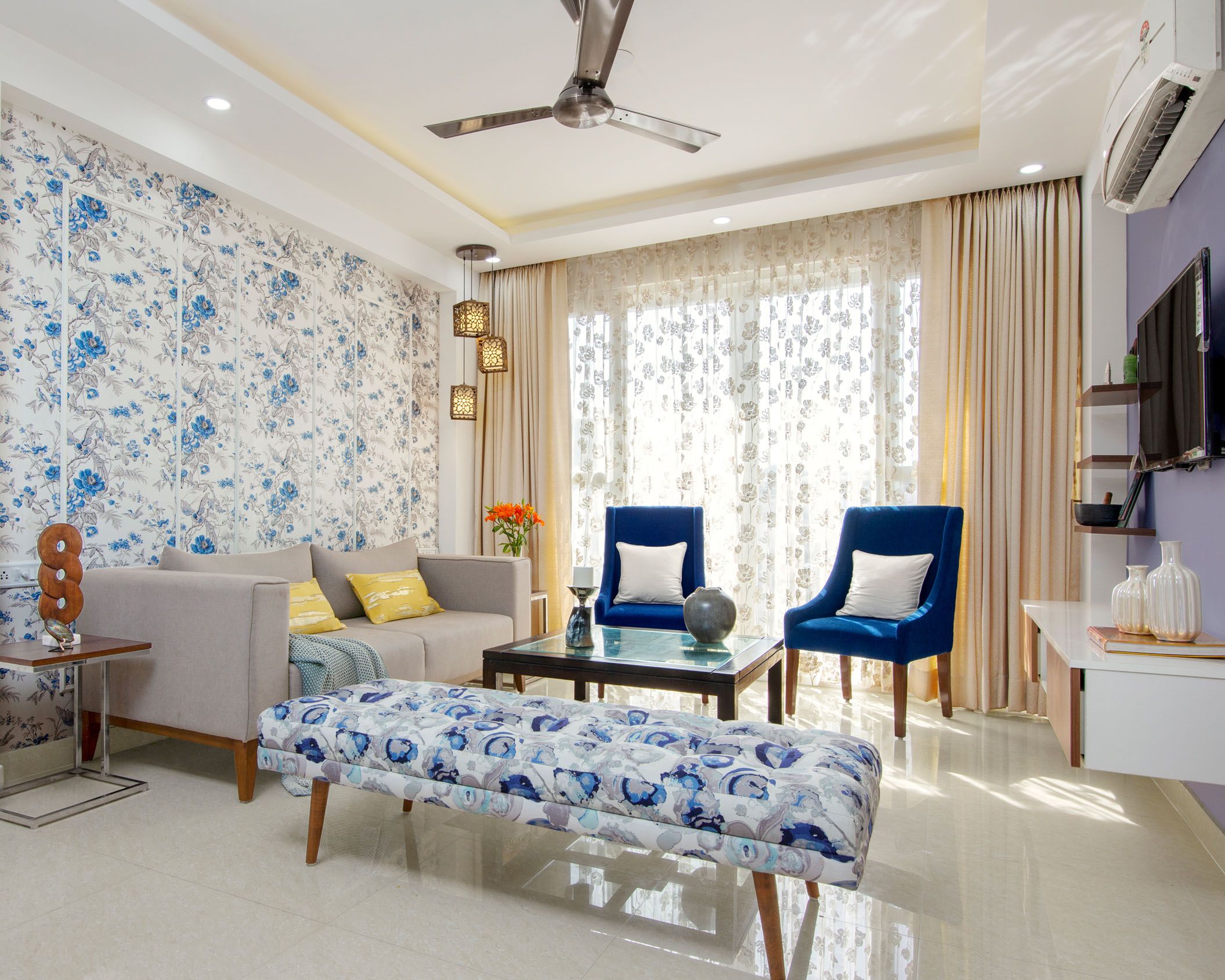 Contemporary Living Room Design With Blue And White Floral Wallpaper