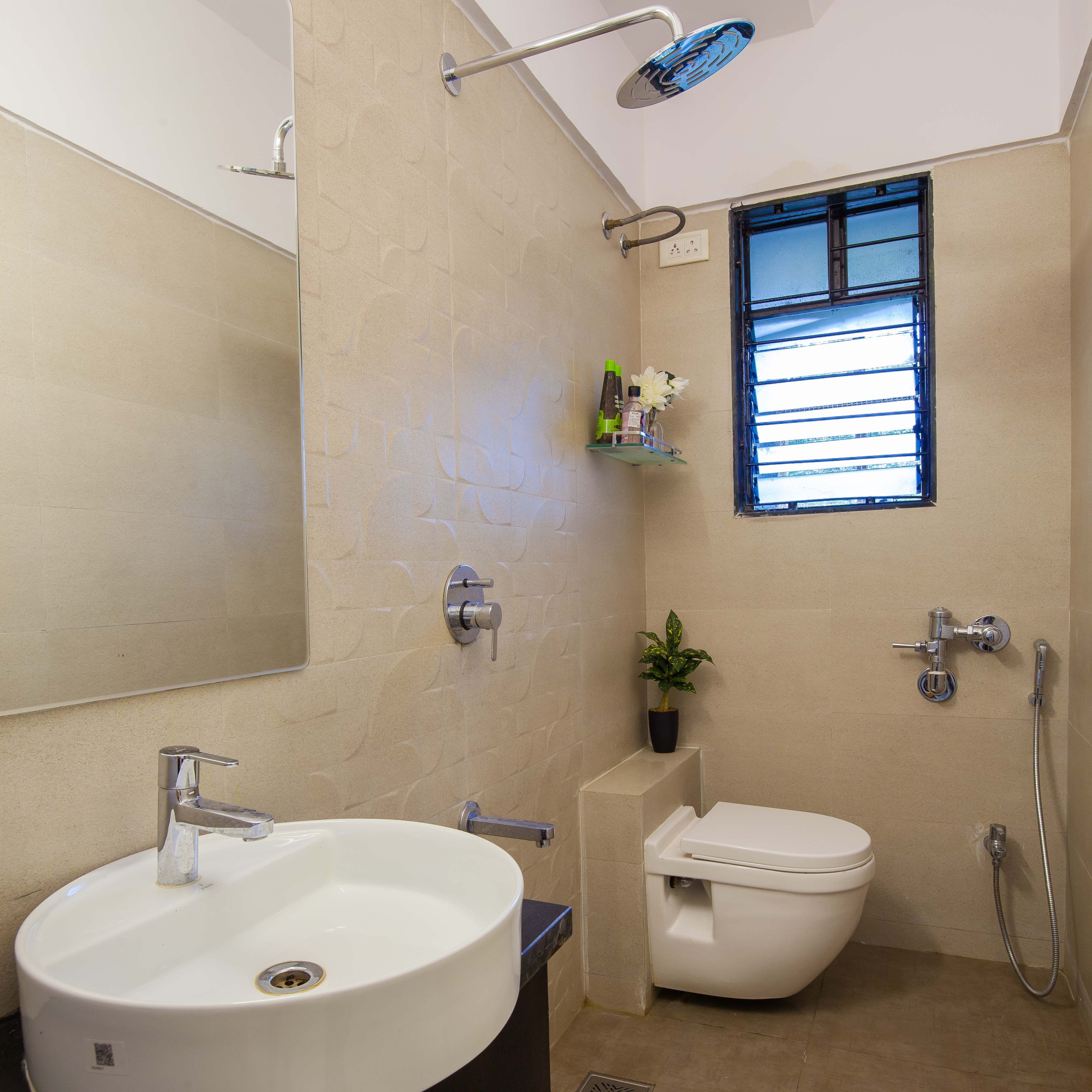 Small Bathroom Idea With 3D Textured Wall Tiles
