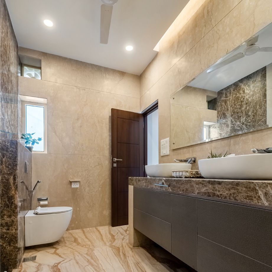 Glossy Marble Bathroom Tile Design