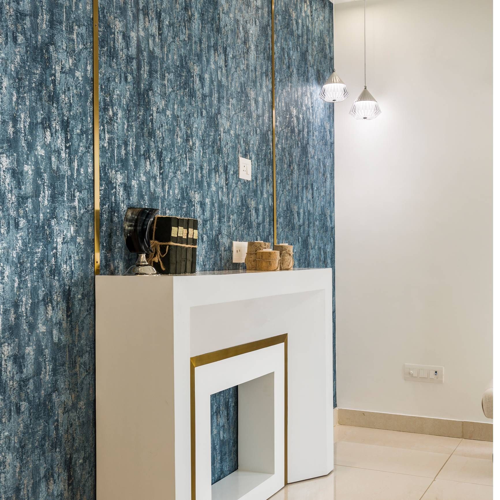 Contemporary Blue Wallpaper Design With Gold Inlays