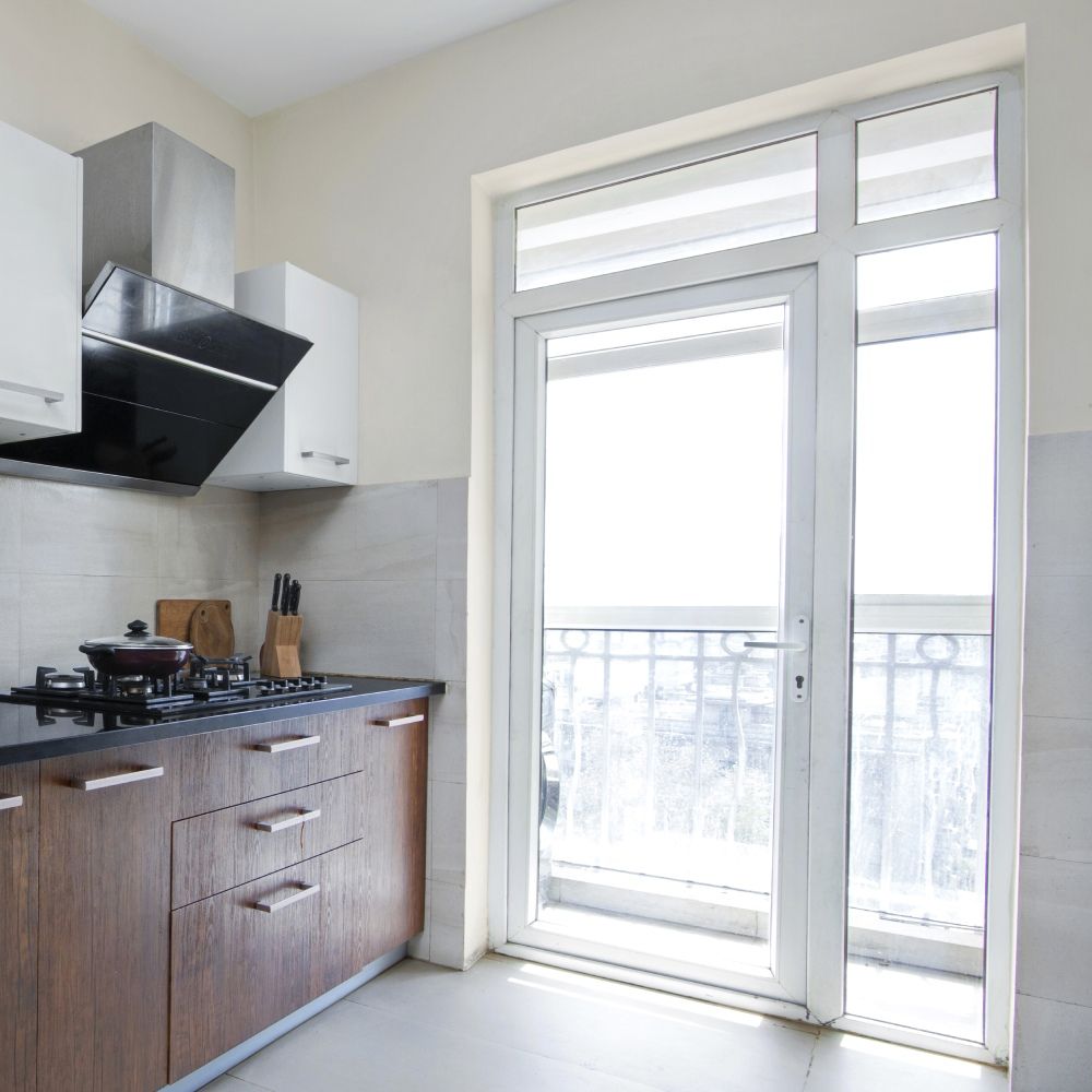 Modern White Fixed Window Design For Kitchens