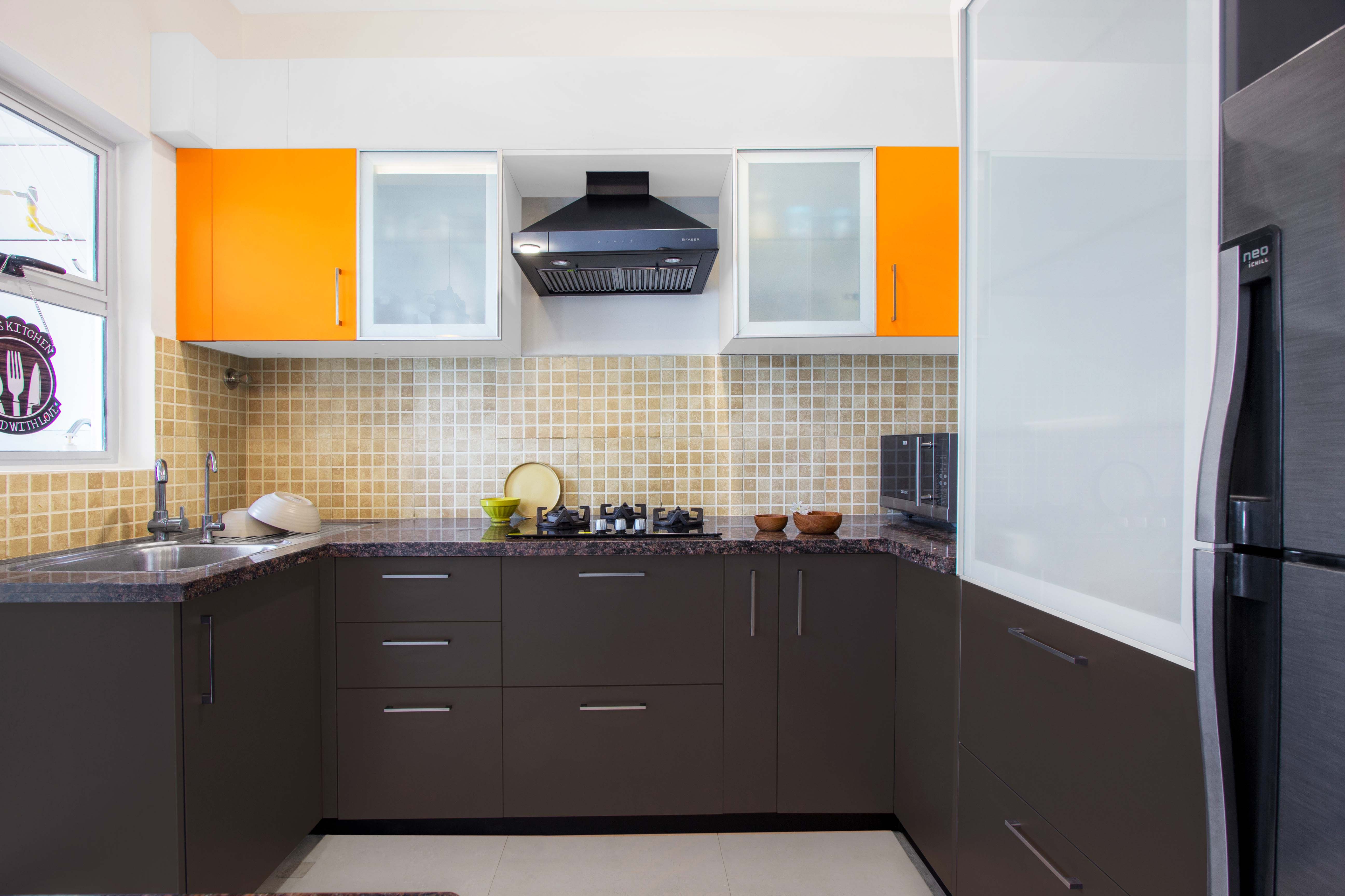 Contemporary Modular Gothic Grey U-Shaped Kitchen Cabinet Design With Parakeet And Frosty White Wall Cabinets