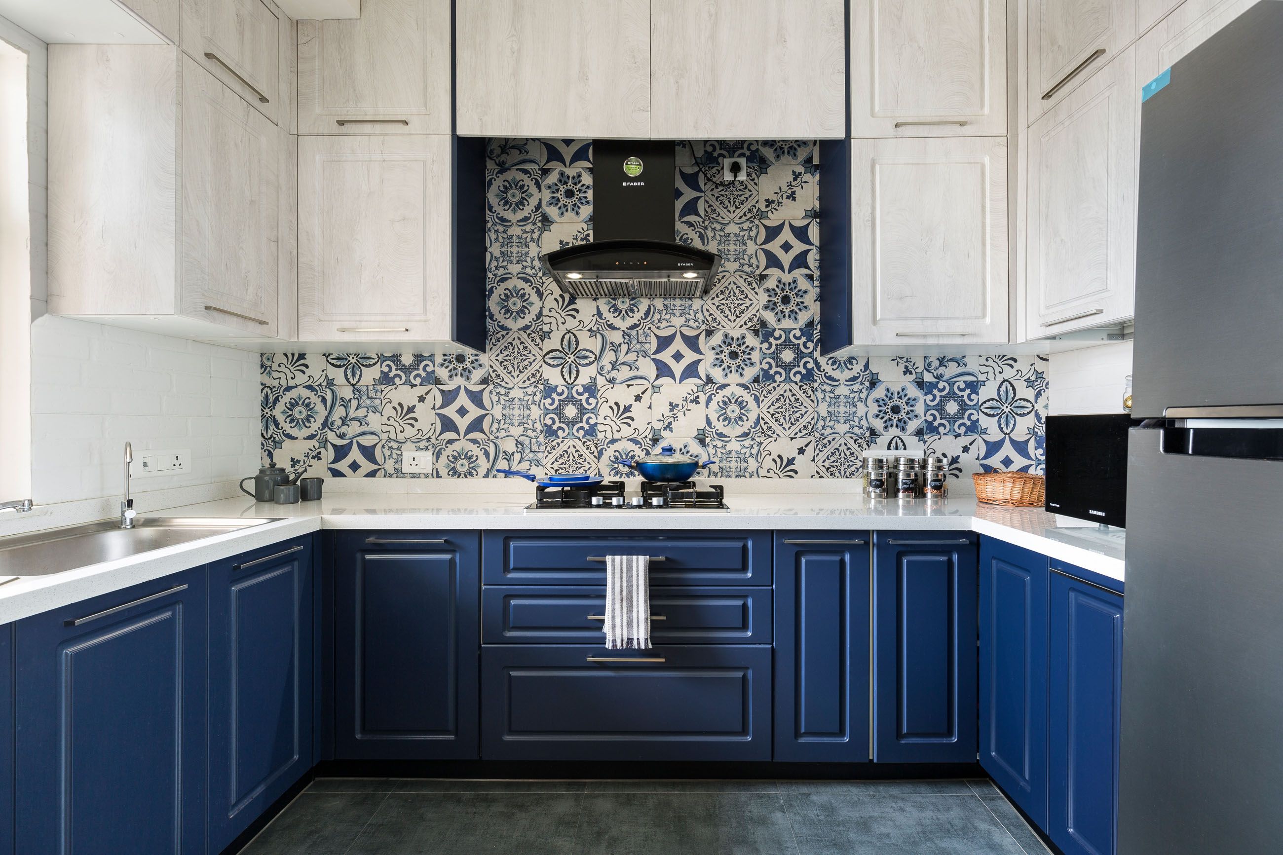 Mid-Century Modern Blue And White Modular U-Shaped Kitchen Cabinet Design With Moroccan Backsplash