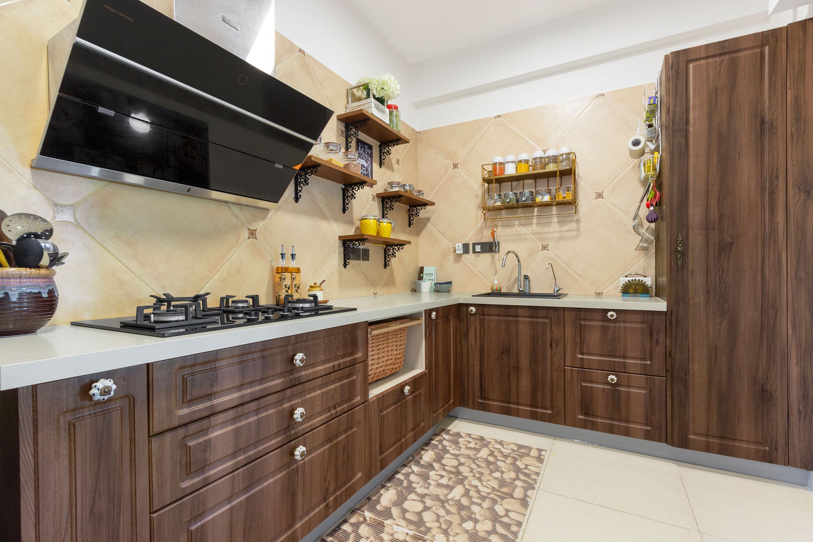 Classic Dark Wood L Shape Kitchen Cabinet Design With Geometric Beige Backsplash