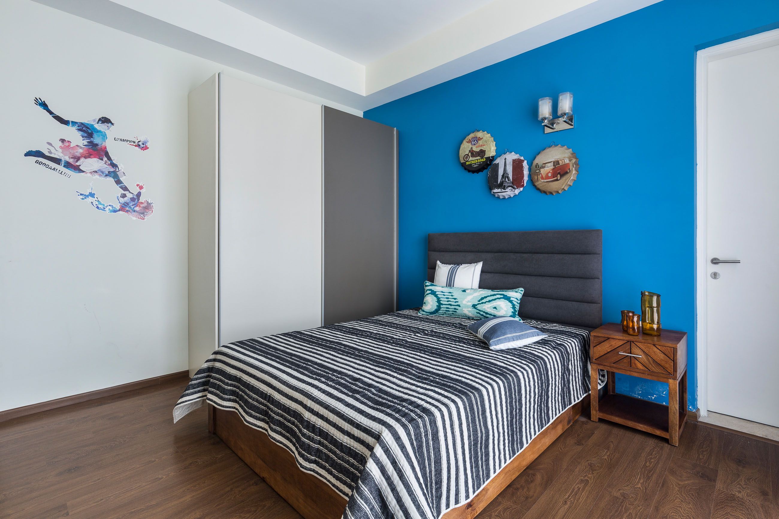 Modern Blue Kids Room Design With Dual-Toned Sliding Wardrobe