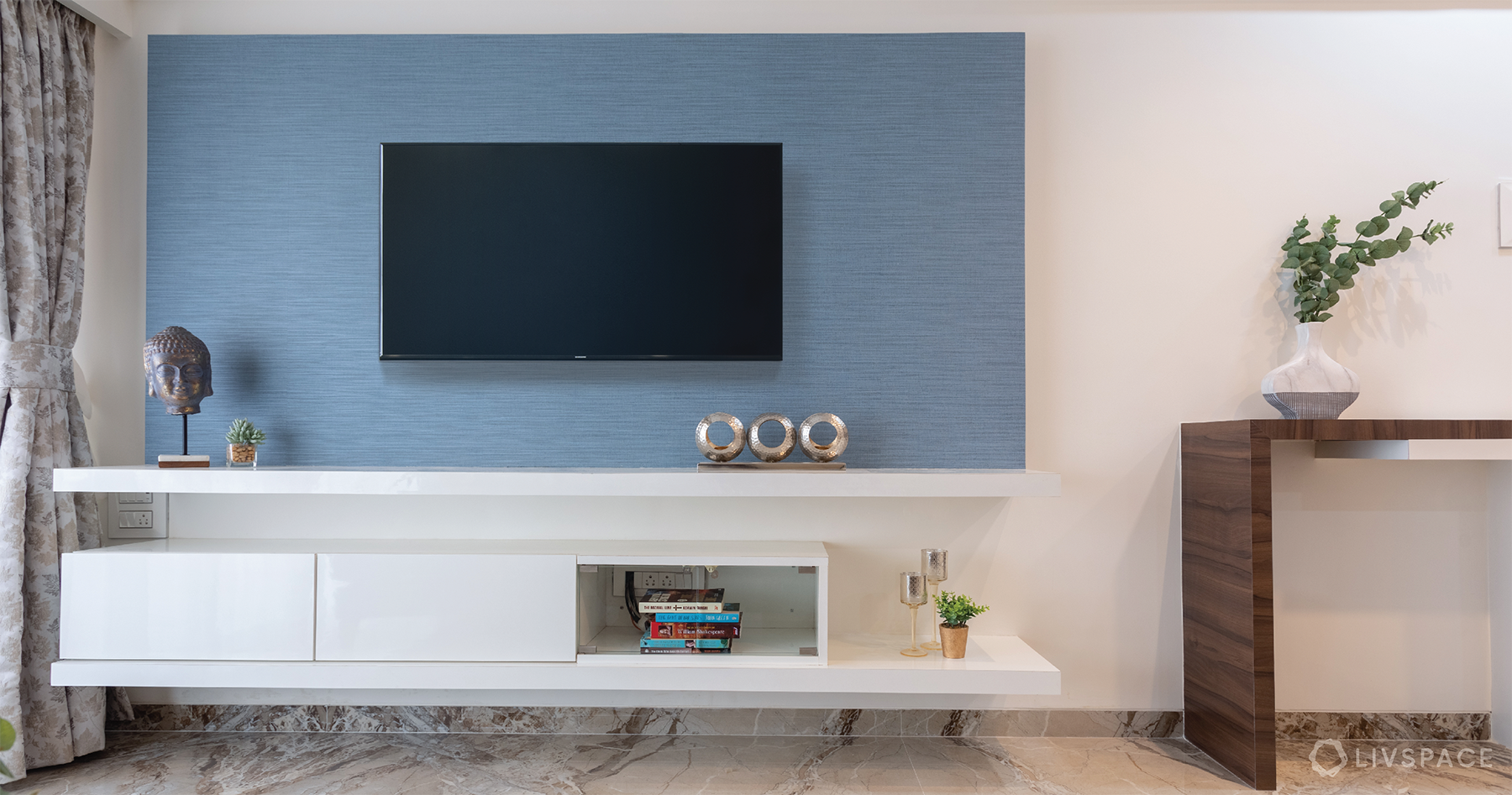 How to Wall Mount a TV? Our Easy DIY Step-by-Step Guide