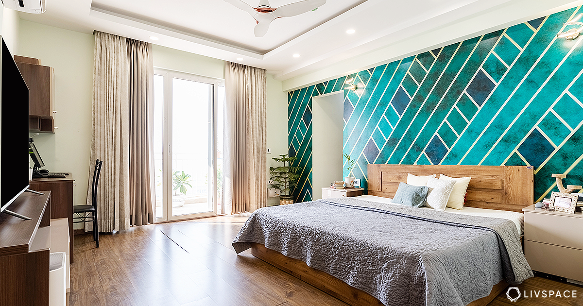 luxury-apartment-in-gurgaon-master-bedroom