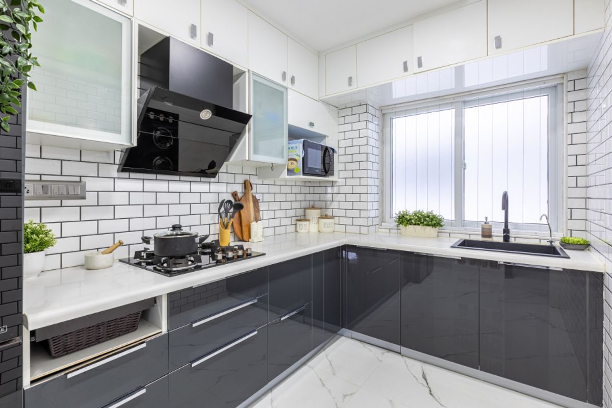 UPVC Window Design With Metal Strings For Safety | Livspace