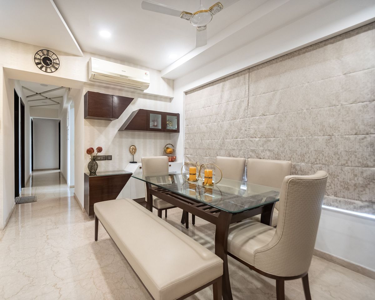 Spacious 2-BHK Flat In Mumbai | Livspace