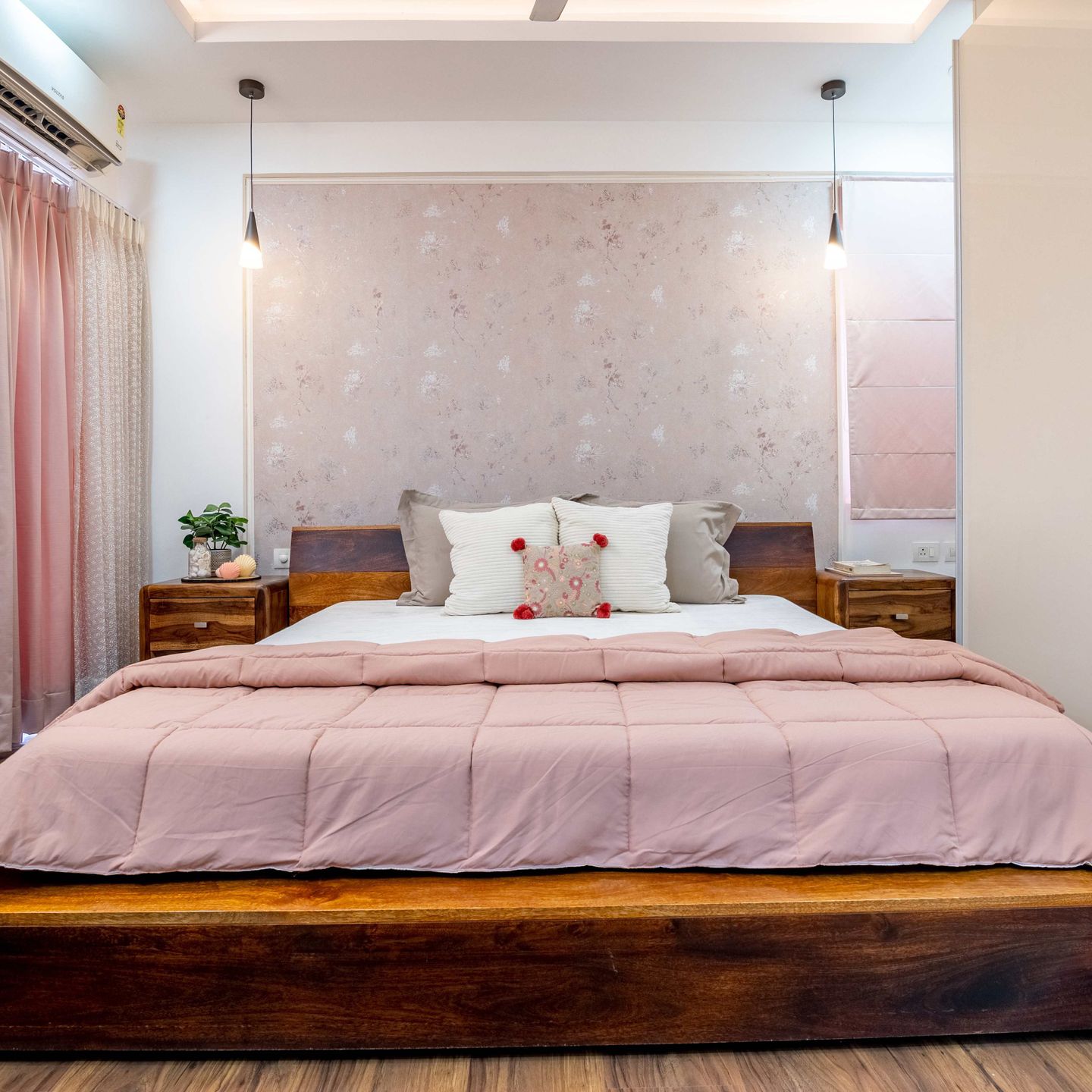 Light Pink Wallpaper For Bedrooms Livspace