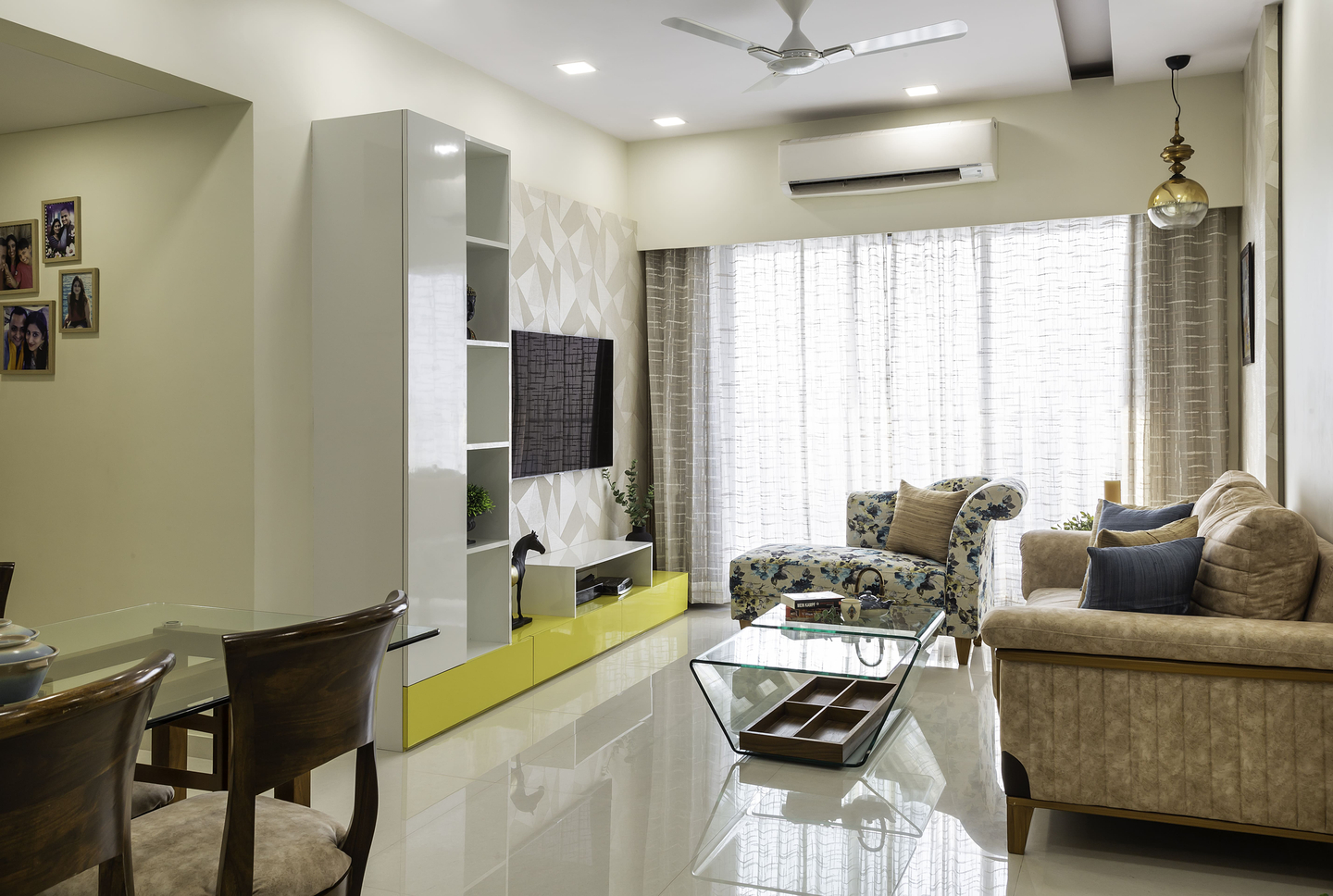 cosy-2-bhk-home-design-for-flat-in-mumbai-livspace