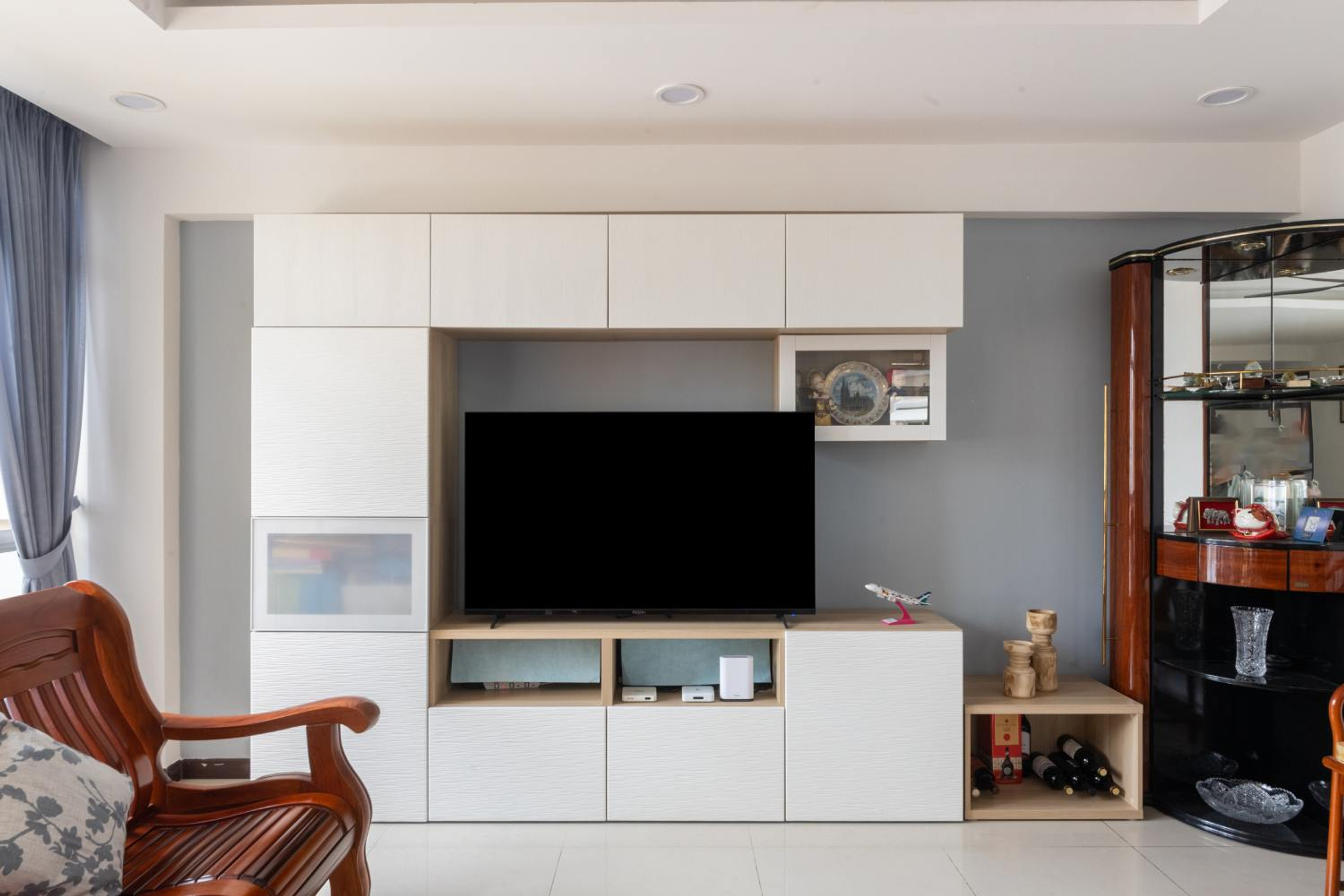 Minimalistic TV Unit Design | Livspace