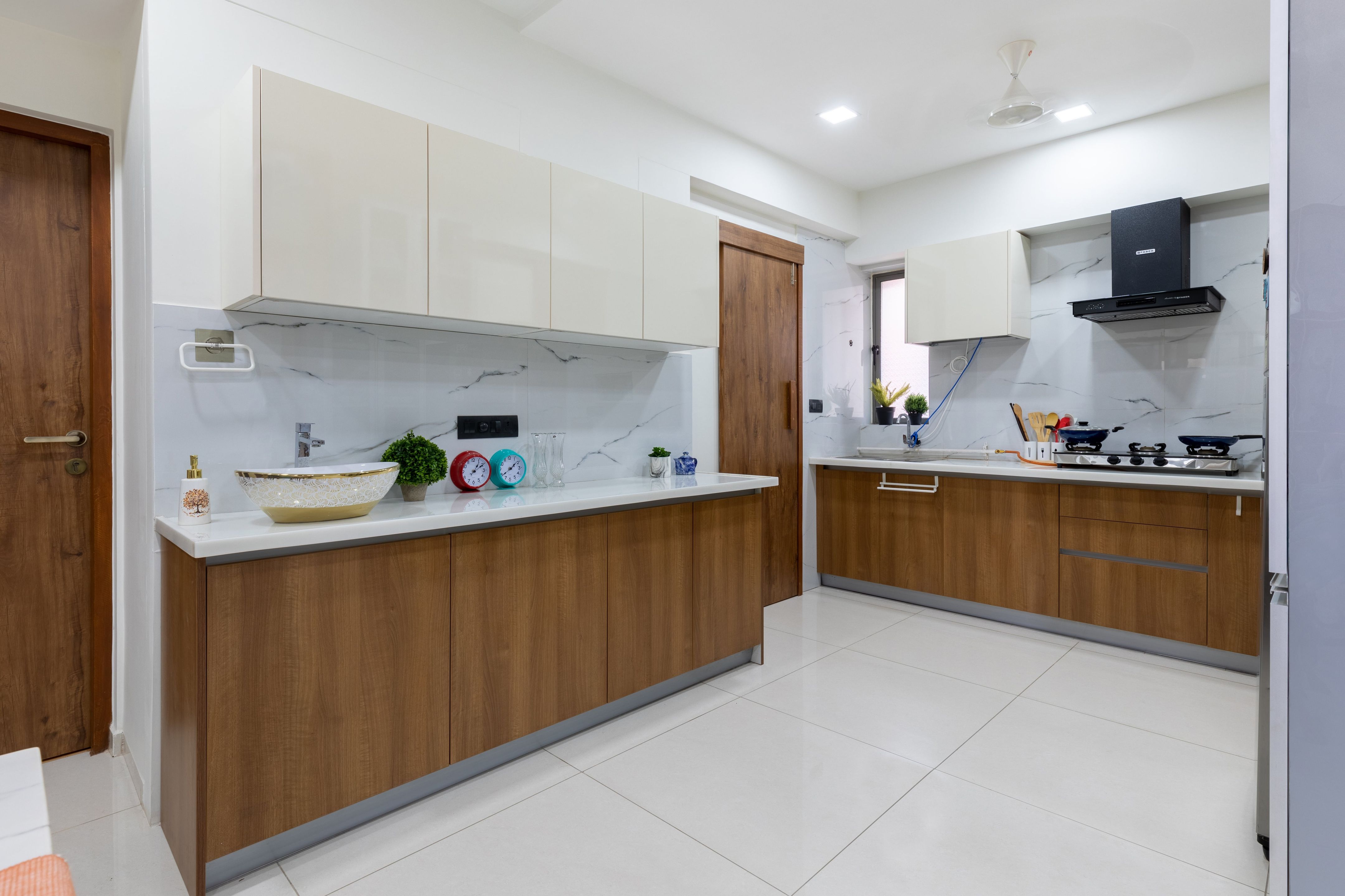 Trendy 3-BHK Flat In Ahmedabad | Livspace