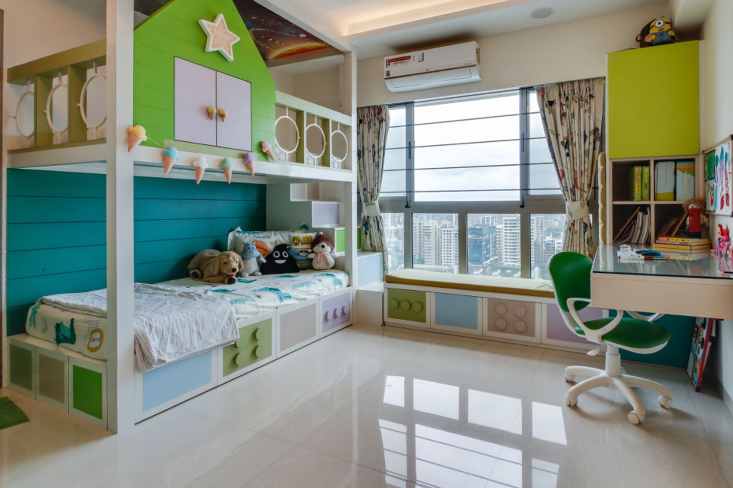 Contemporary White Flooring Design For Kids' Rooms