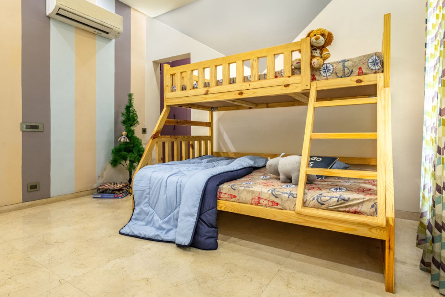 Contemporary Boys Room Design With Wooden Bunk Bed