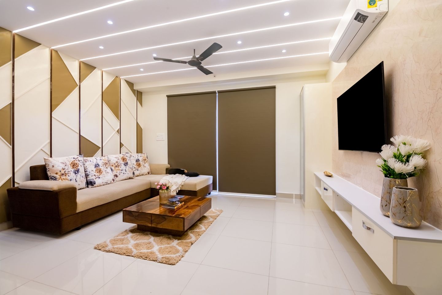 Modern Living Room Wall Design With White And Brown Paint