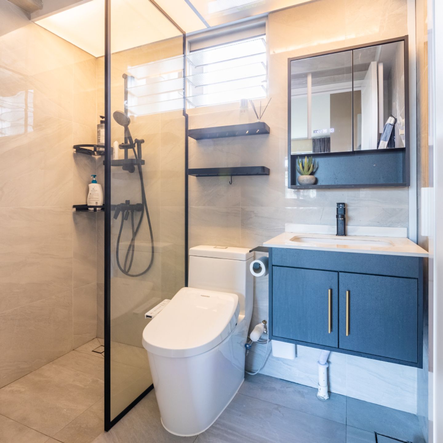 Bathroom Design With Light Cream Tiles - Livspace