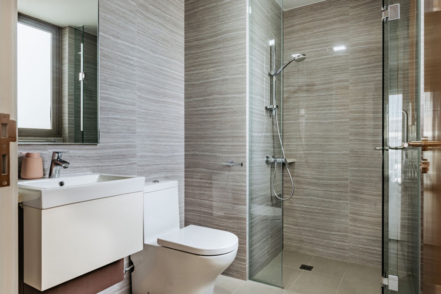 White And Grey Modern Bathroom Design - Livspace