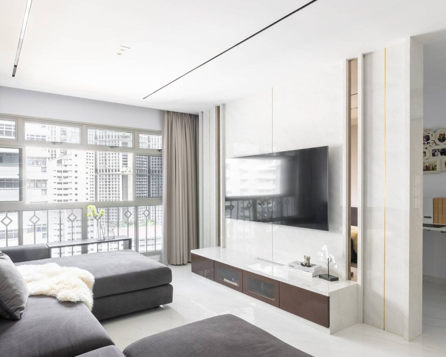 Single-Layered False Ceiling Design With Track Lights For Living Room - Livspace