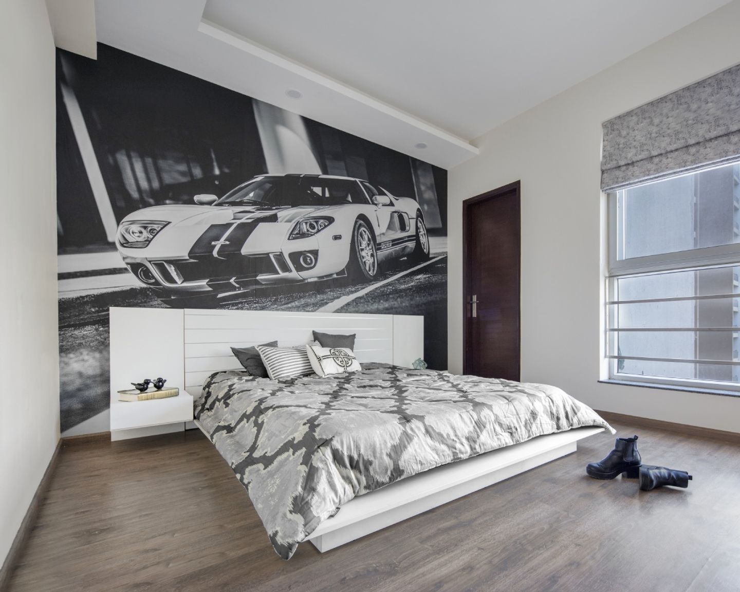 Modern Bedroom Wallpaper With A Car Mural