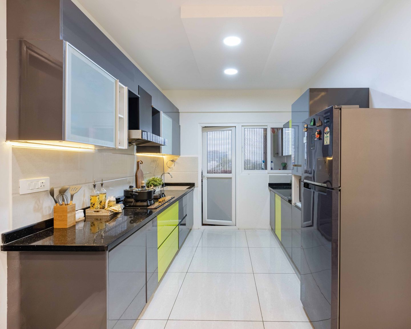 8x10 Ft Elegant Grey and Plankton Parallel Modular Kitchen - Livspace