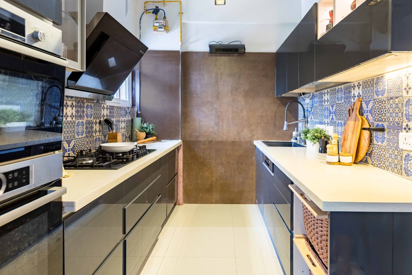 7x9 Ft Dark Grey Parallel Modular Kitchen - Livspace