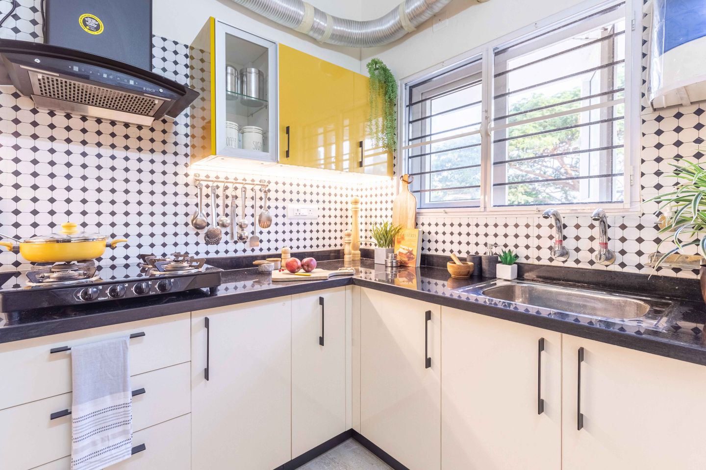 7x9 Ft Margherita and Marigold Yellow U-Shaped Modern Kitchen - Livspace