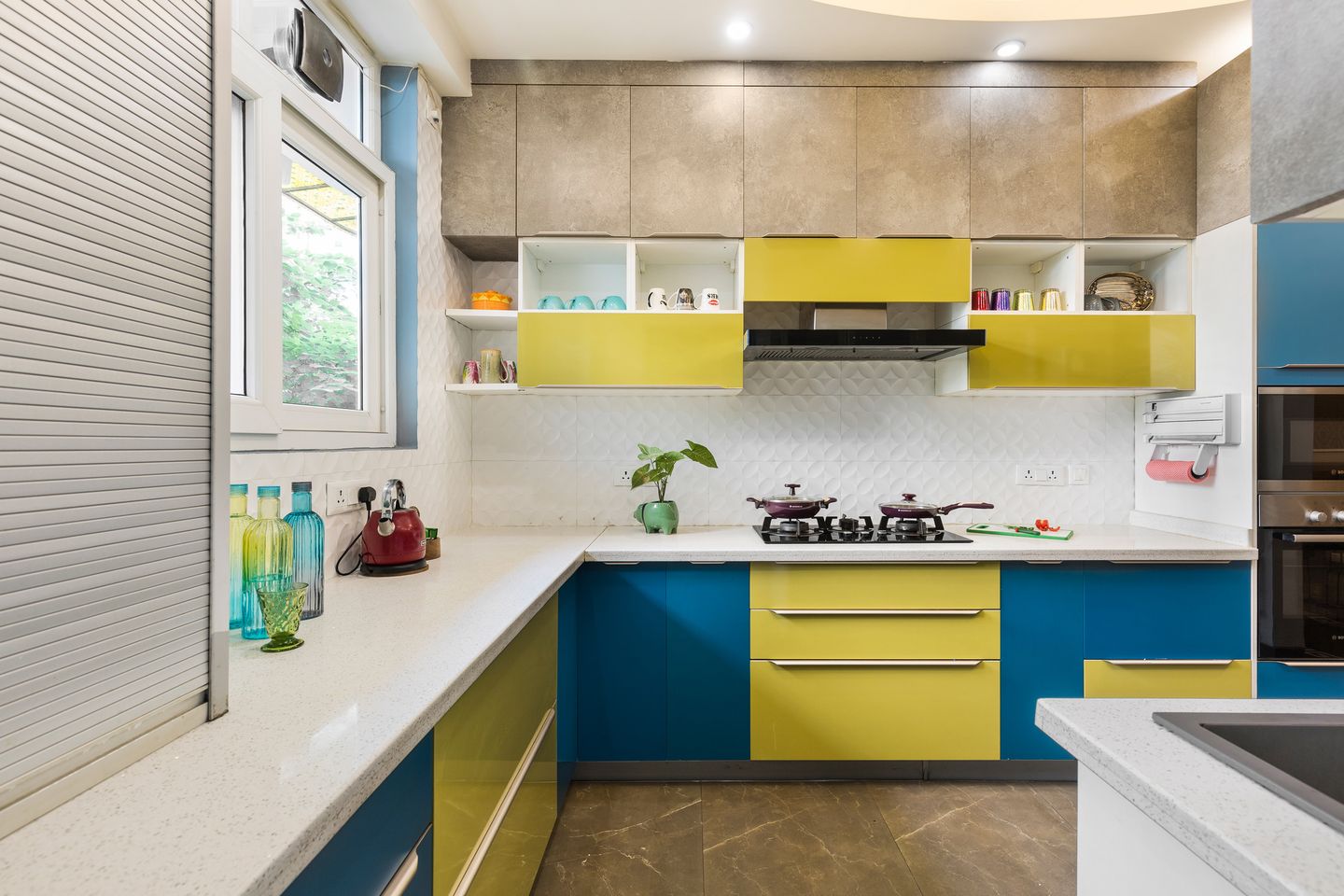 8x12 Ft Aqua Blue and Sunflower Yellow L-Shape Modular Kitchen with Quartz Countertop - Livspace