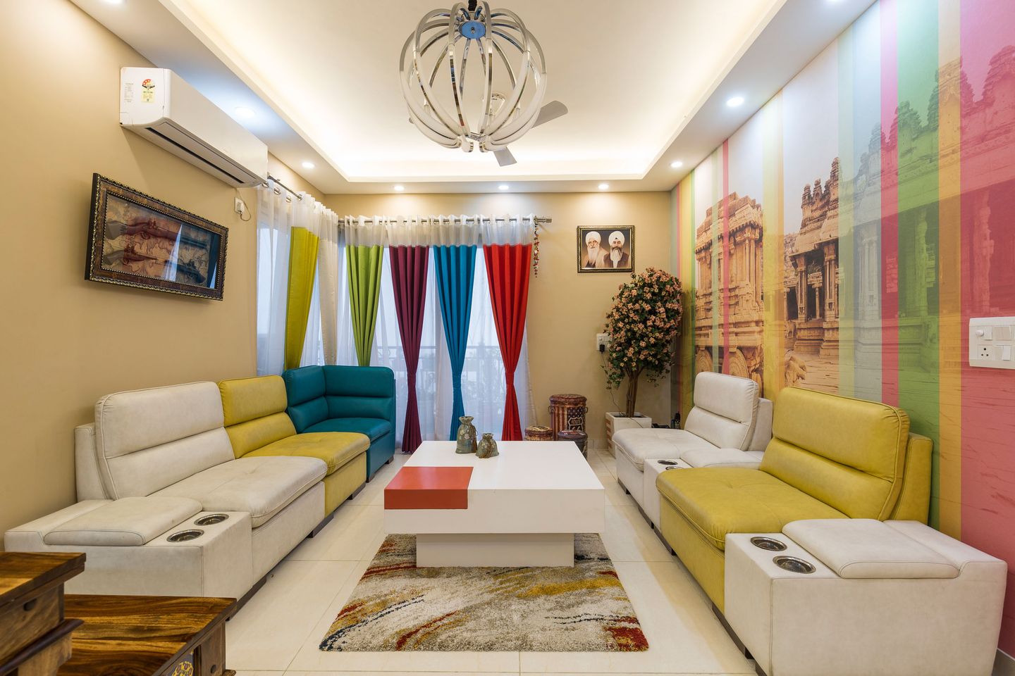 Modern Multicoloured Historic Living Room Wallpaper Design - Livspace
