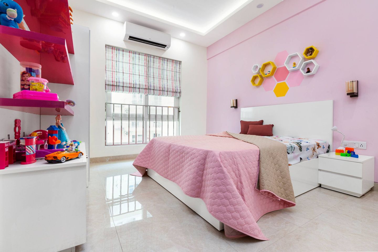 White And Pink Kid's Room Design - Livspace