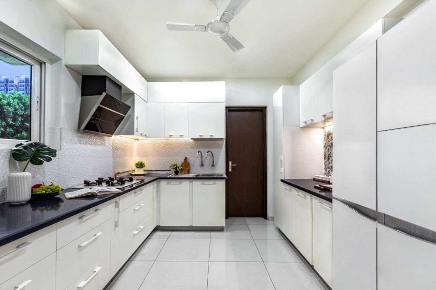Contemporary L-Shaped Kitchen Design With Spacious White Cabinets