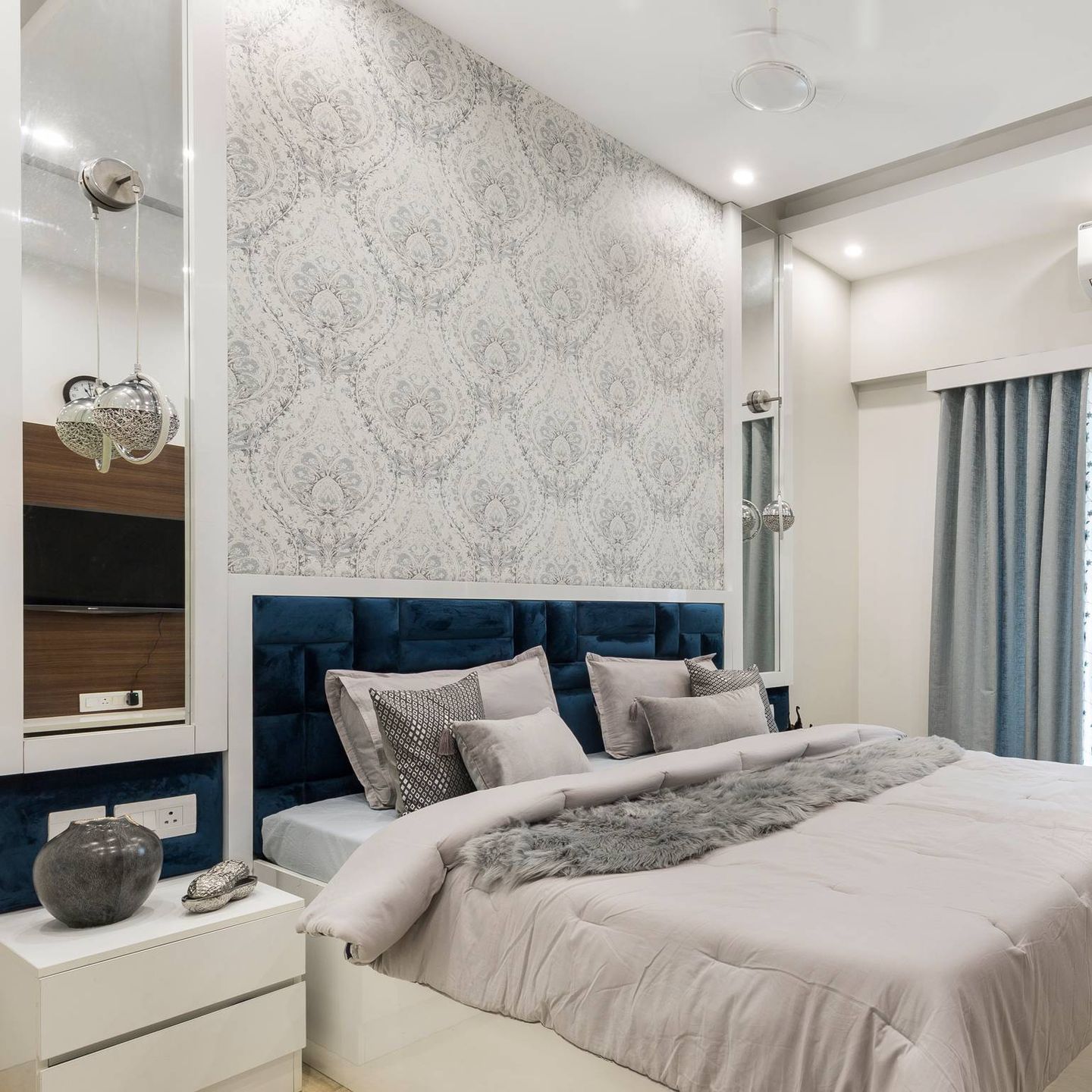 Grey Damask Patterned Bedroom Wallpaper Design - Livspace