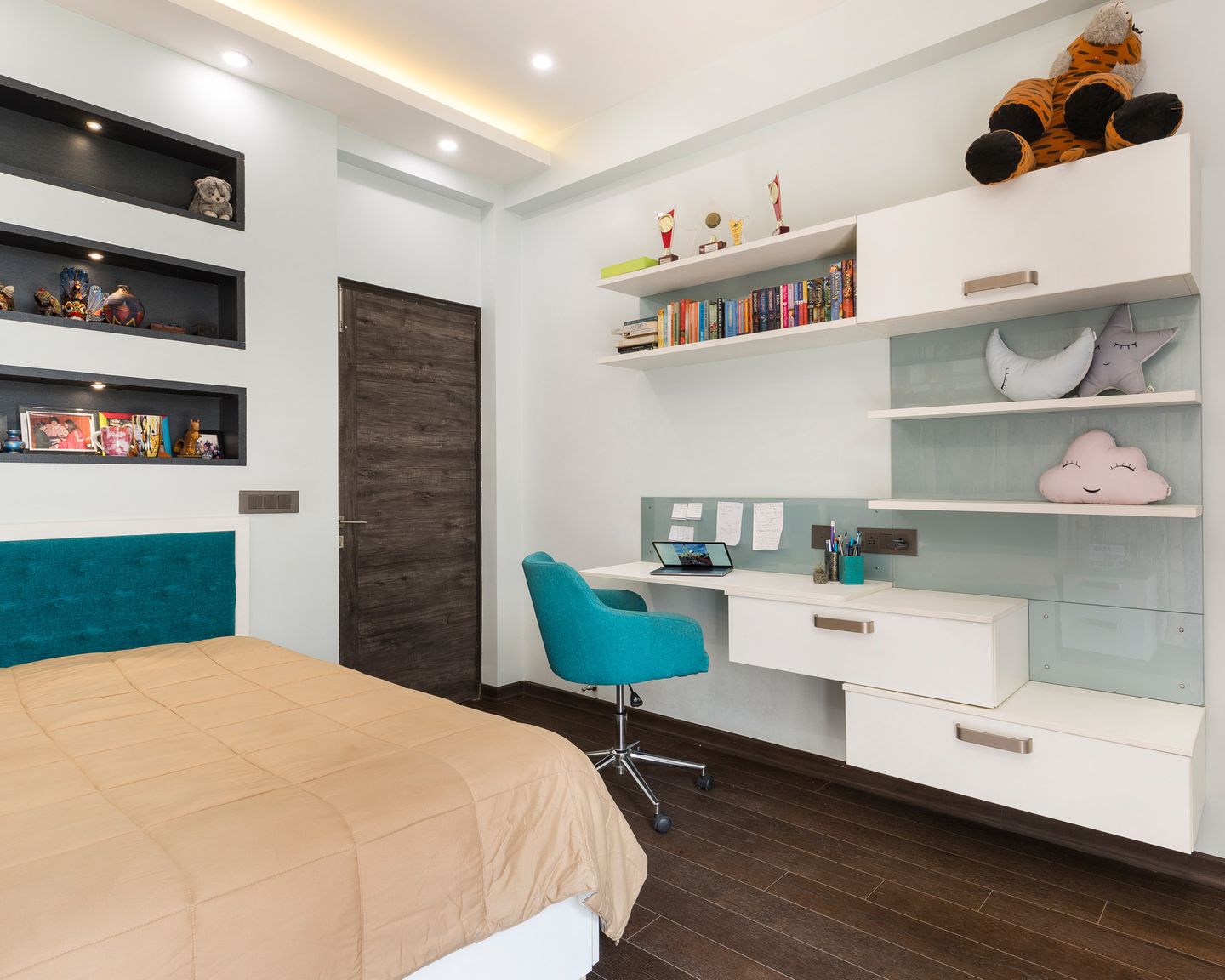 White And Blue WallMounted Home Office Design With Open And Closed