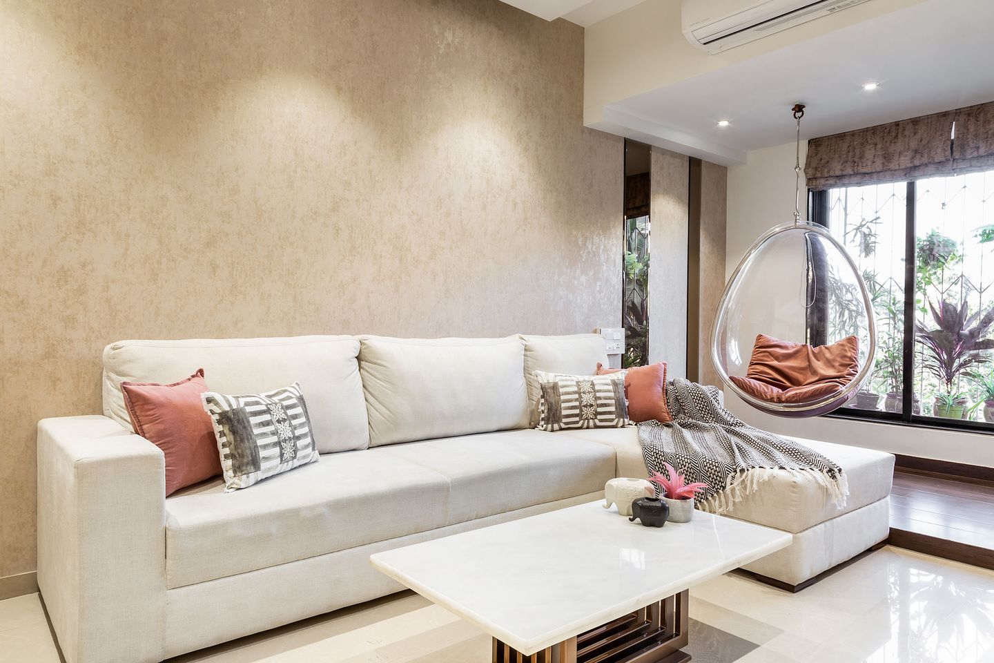 White And Beige Living Room Design WIth FloorMounted White And Wood TV