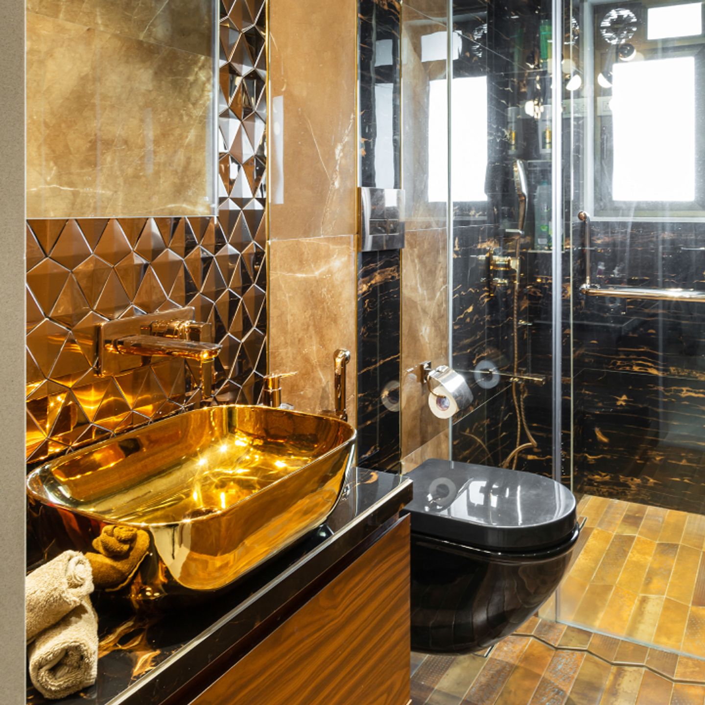 7X7 Ft Gold And Black Bathroom Design With Glass Partition - Livspace