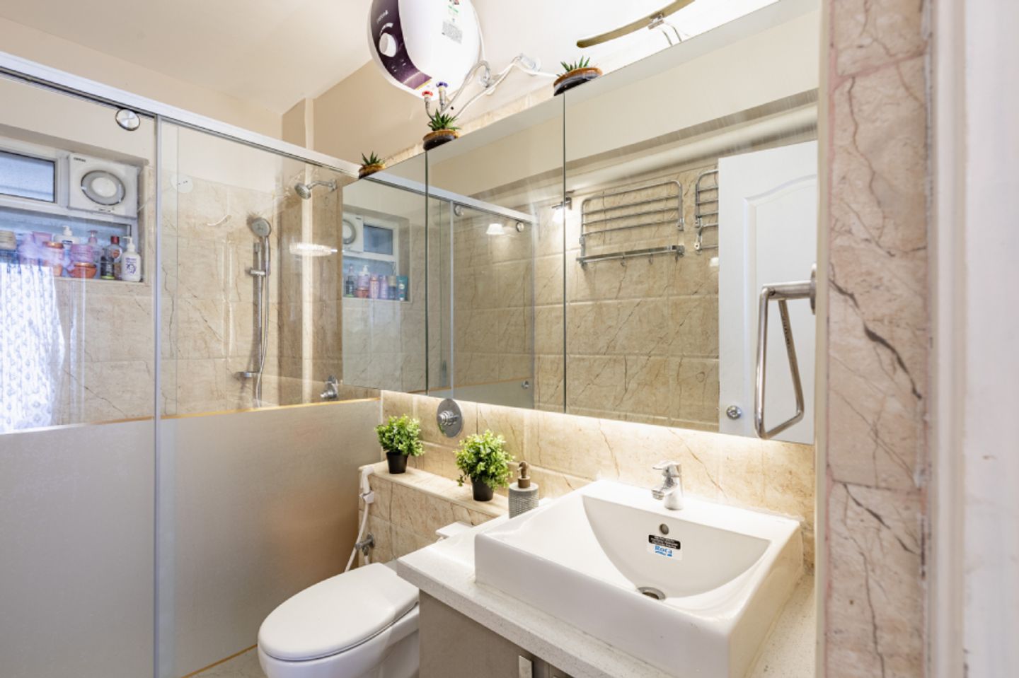 7X6 Ft Beige Bathroom Design With Rectangular Mirror - Livspace