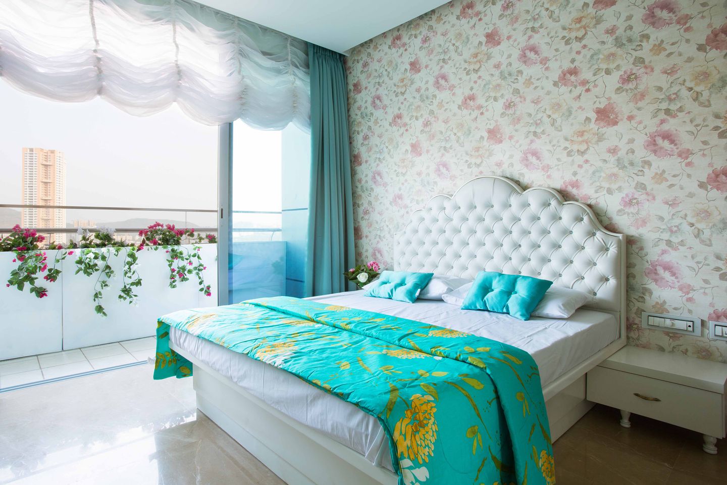 Kids Room Design With Floral Wallpaper - Livspace