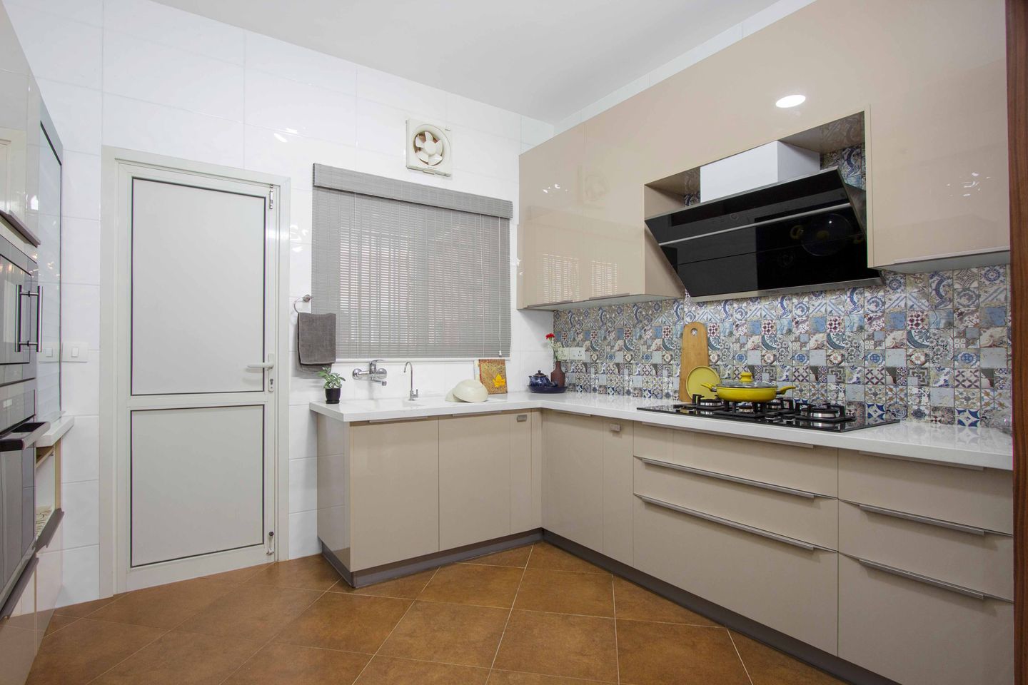 Modular Beige Indian Kitchen Design With Quartz Countertop | Livspace