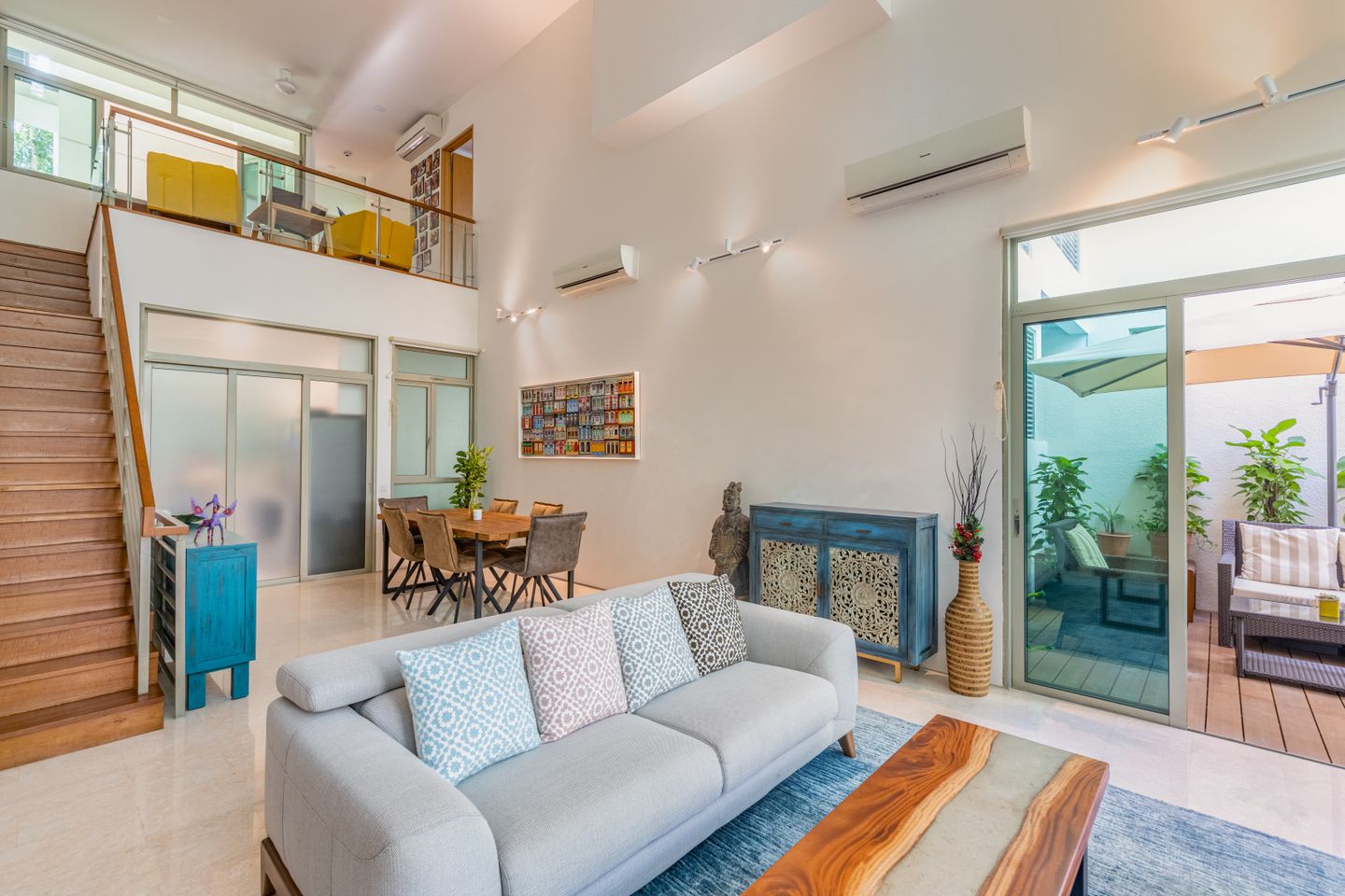 Spacious Coastal Themed  Multi-functional Living Room